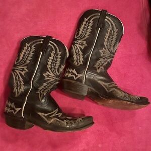 Black Western Cowboy Boots with Embroidery
